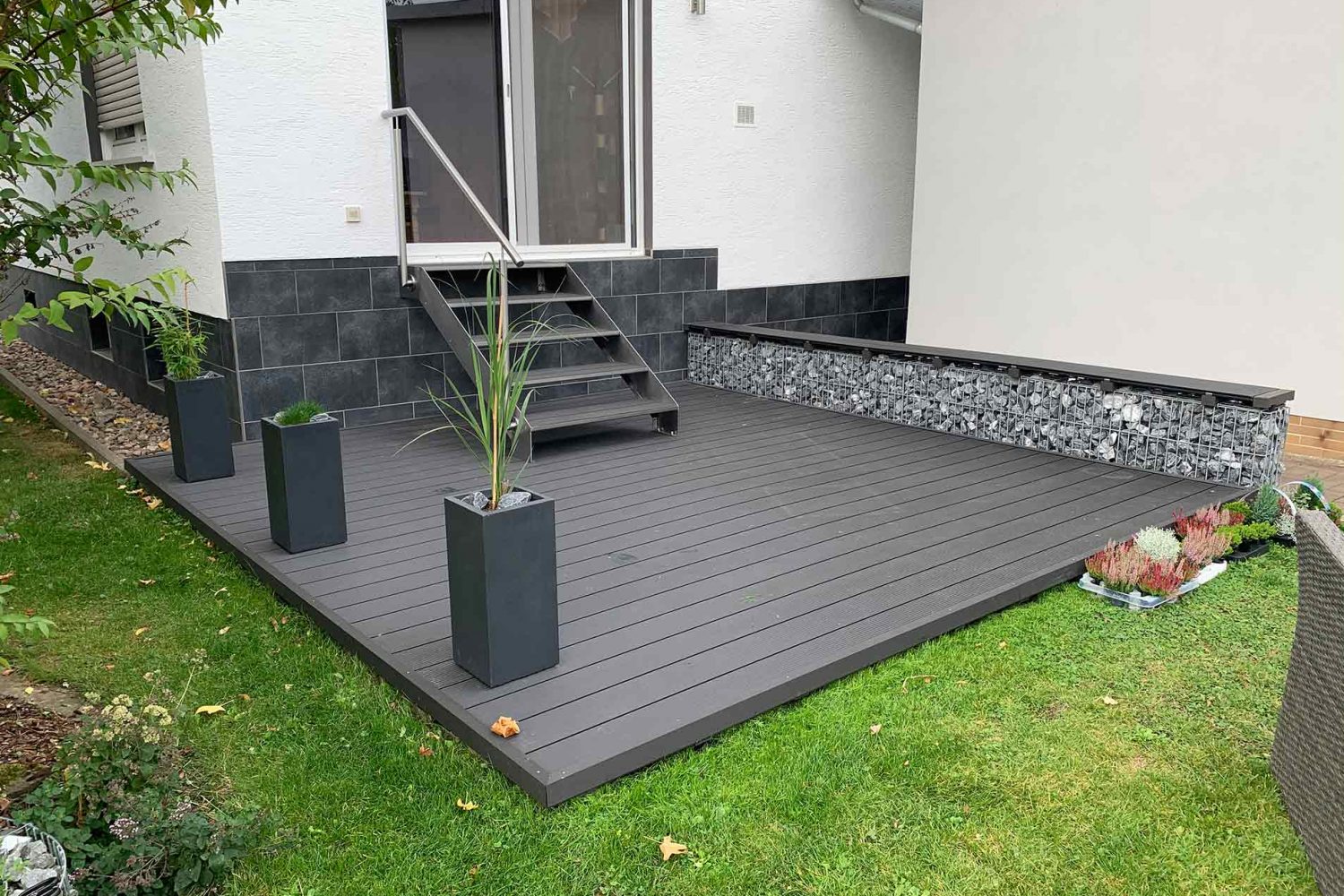 WPC Dielen auf Unterkonstruktion